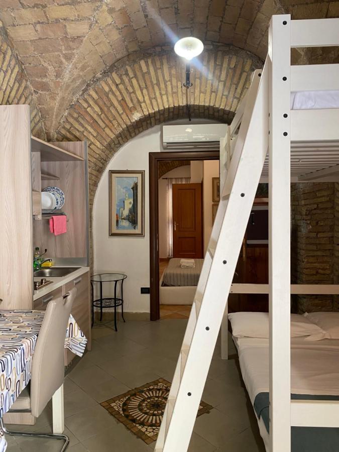 רומא Mini Apartment מראה חיצוני תמונה