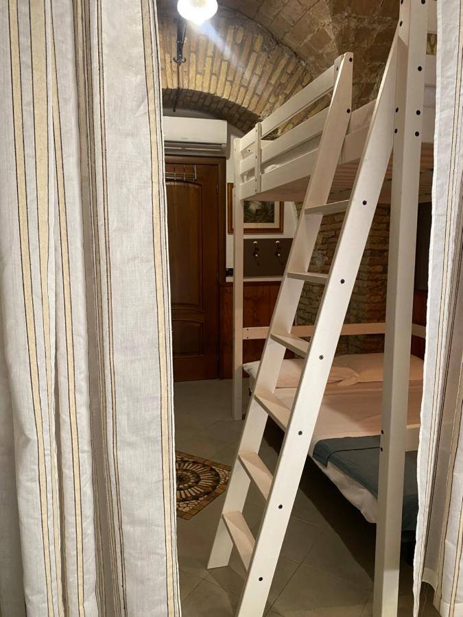רומא Mini Apartment מראה חיצוני תמונה
